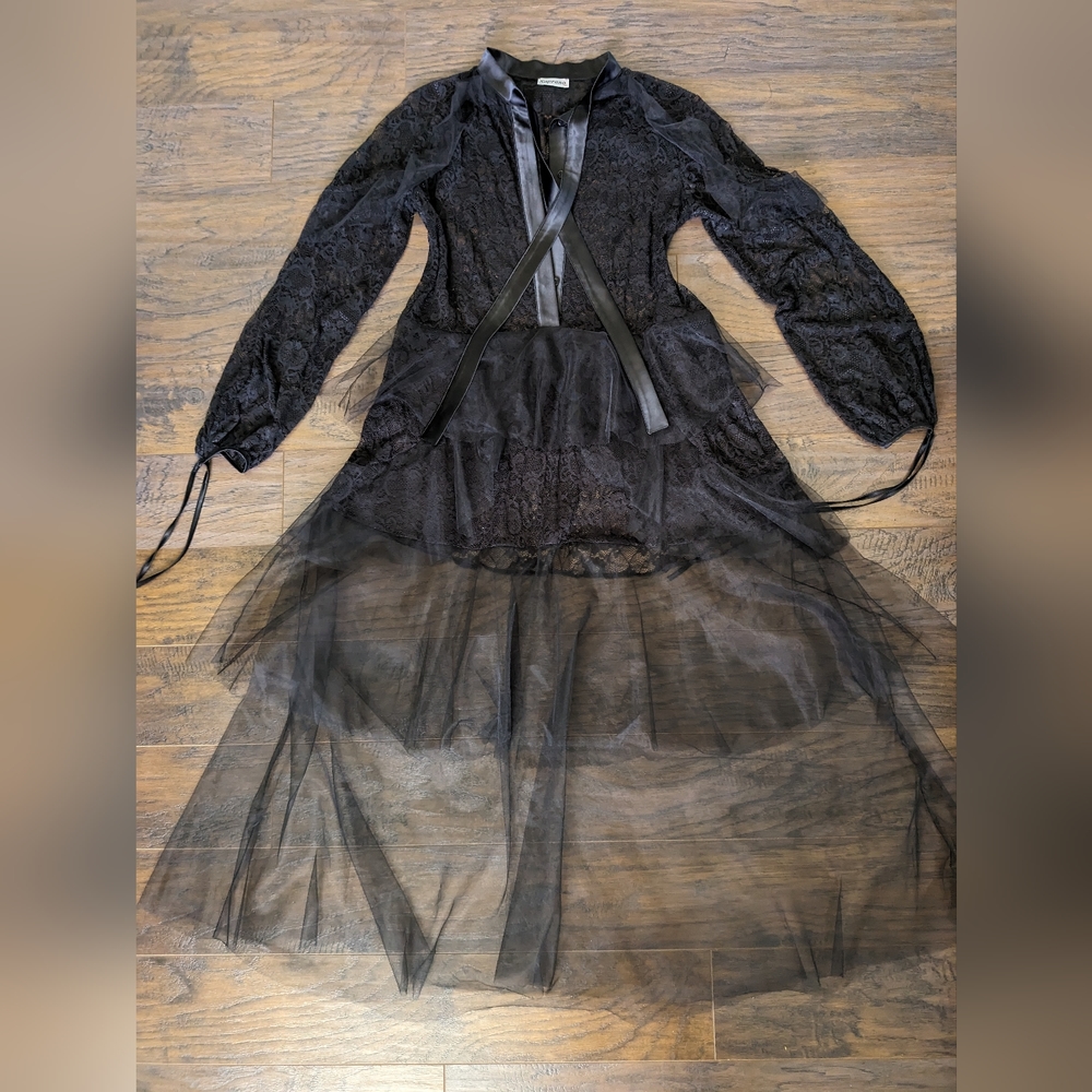MAXI DRESS Mesh, lace, Embroidery, long sleeve, bow tie satin neck straps